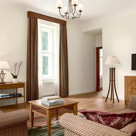 凯宾斯基高塔特拉山大酒店 Štrbské Pleso