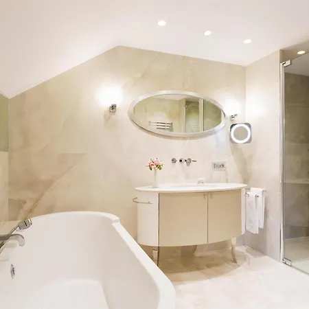 Otel Grand Kempinski High Tatras 5*